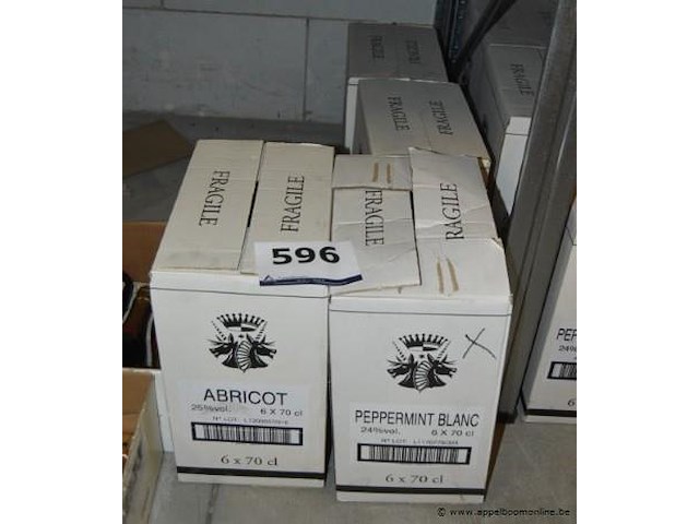24x fles likeur, onbekend, wo. abricot en peppermint blanc, 70cl, 24-25%vol. - afbeelding 1 van  2