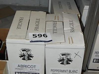 24x fles likeur, onbekend, wo. abricot en peppermint blanc, 70cl, 24-25%vol. - afbeelding 1 van  2