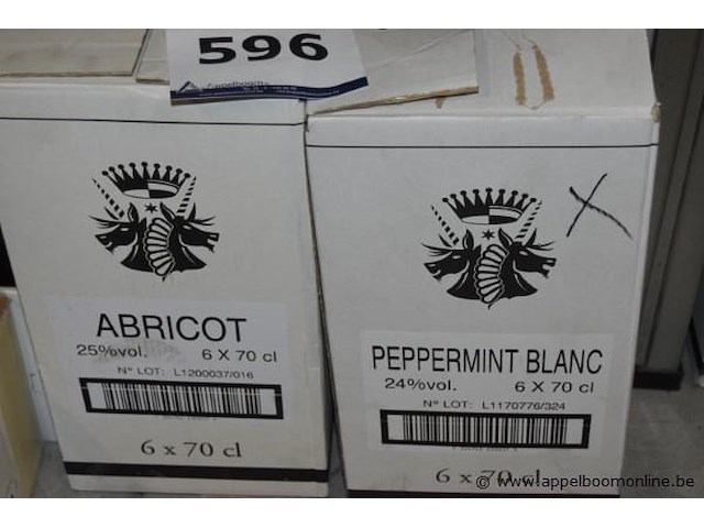 24x fles likeur, onbekend, wo. abricot en peppermint blanc, 70cl, 24-25%vol. - afbeelding 2 van  2