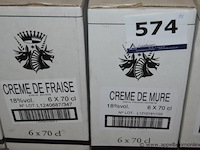 24x flessen likeur, wo. crème de fraise, crème de mure, crème de myrtille, 18%vol.,70cl - afbeelding 2 van  3
