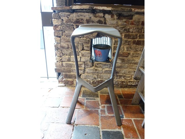 24x kunststof barstoel - afbeelding 1 van  6