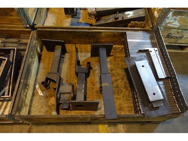 24x pallet metalen onderdelen - afbeelding 7 van  19