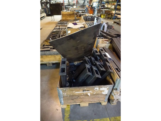 24x pallet metalen onderdelen - afbeelding 8 van  19