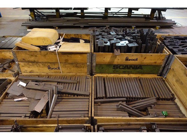 24x pallet metalen onderdelen - afbeelding 11 van  19