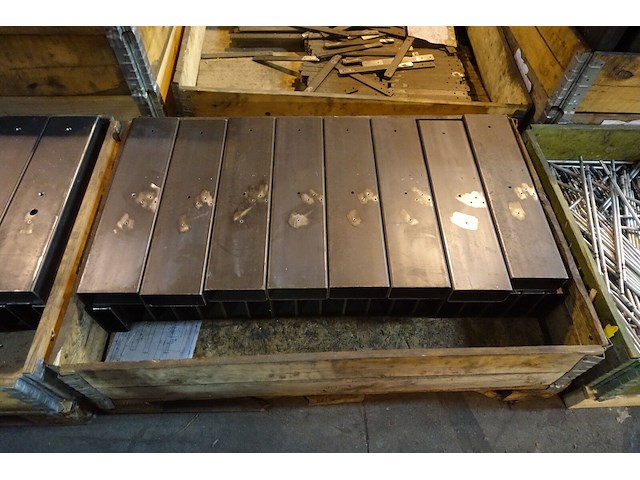 24x pallet metalen onderdelen - afbeelding 17 van  19
