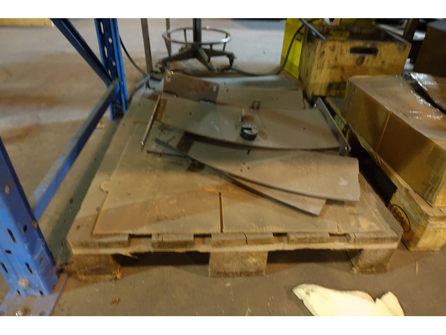 24x pallet metalen onderdelen - afbeelding 24 van  34