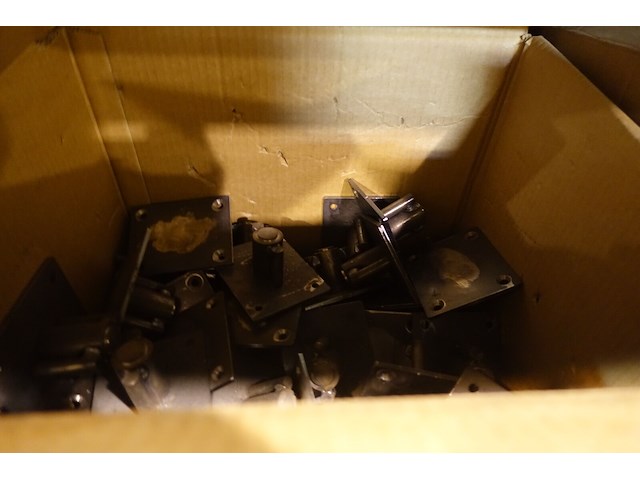24x pallet metalen onderdelen - afbeelding 28 van  34