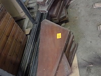 24x traptredes meranti - afbeelding 1 van  4