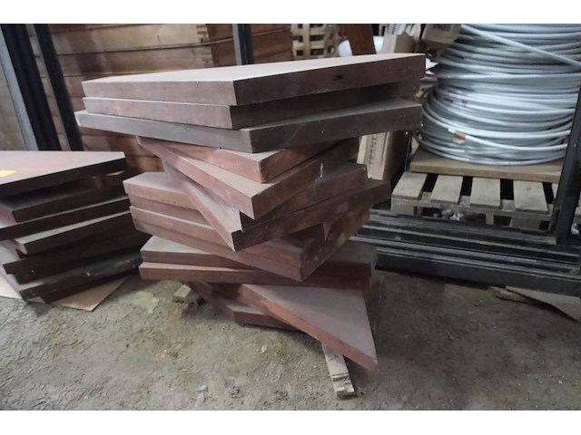 24x traptredes meranti - afbeelding 3 van  4