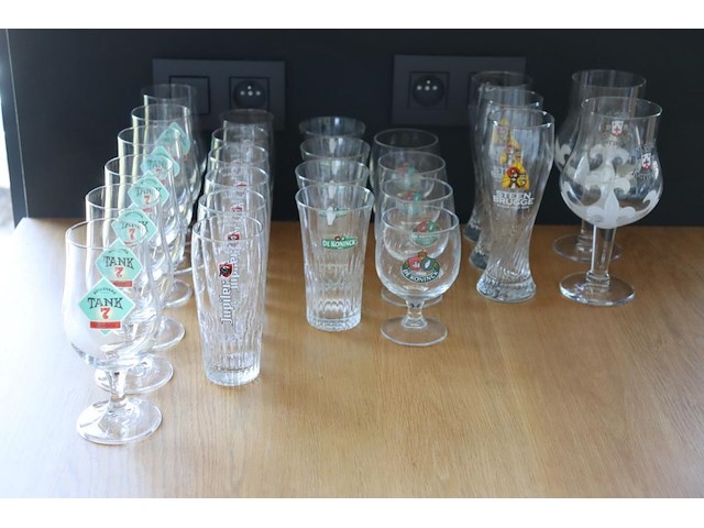 25 bierglazen - afbeelding 1 van  5