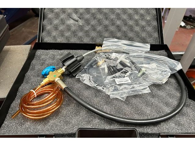 25 boxen met toebehoren voor garagedoeleinden - afbeelding 8 van  10