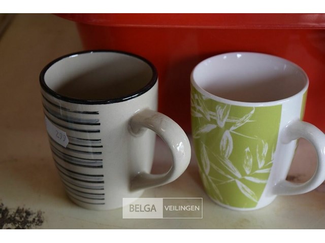 ±25 div koffietassen - afbeelding 2 van  3