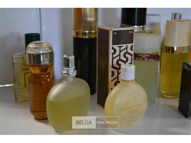 ±25 diverse vintage parfum - afbeelding 2 van  6