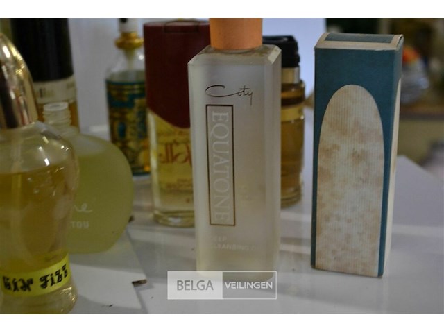 ±25 diverse vintage parfum - afbeelding 4 van  6