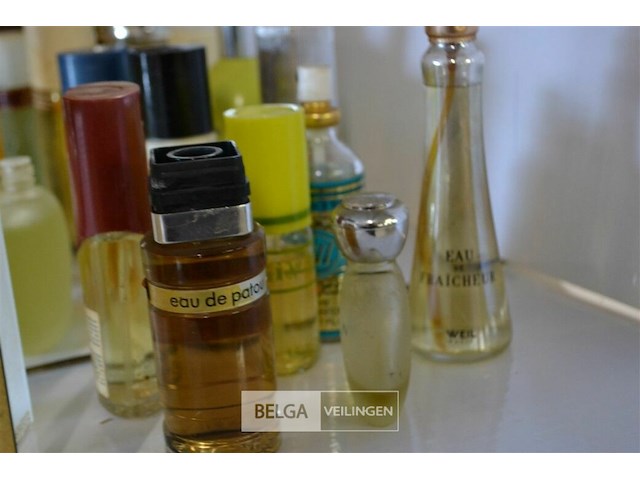 ±25 diverse vintage parfum - afbeelding 5 van  6