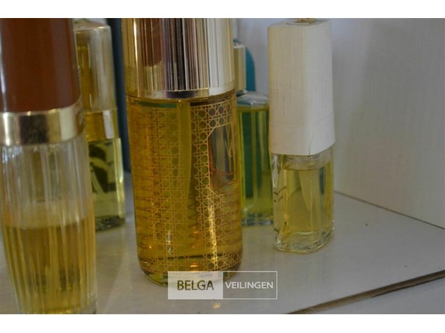 ±25 diverse vintage parfum - afbeelding 5 van  5