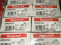 25 dozen sanitaire toebehoren - afbeelding 2 van  3