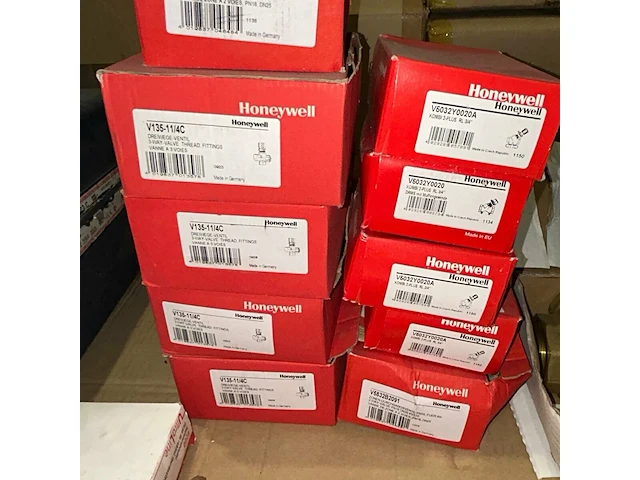 25 dozen sanitaire toebehoren - afbeelding 3 van  3