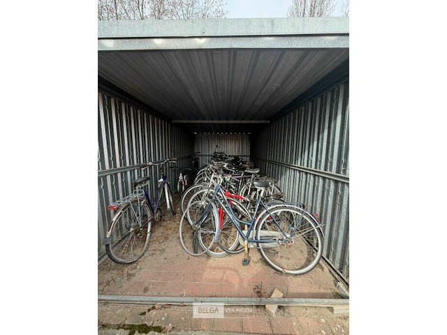 25 fietsen - afbeelding 1 van  4