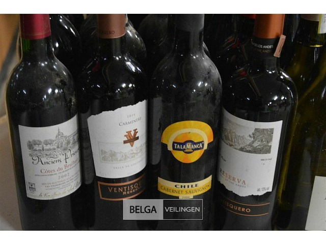 ±25 flessen diverse wijnsoorten - afbeelding 2 van  4