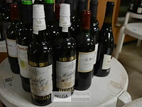 ±25 flessen diverse wijnsoorten - afbeelding 4 van  4