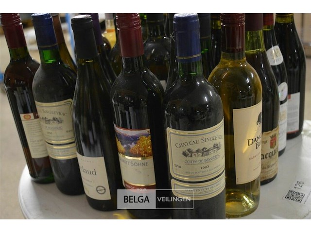 ±25 flessen diverse wijnsoorten - afbeelding 5 van  5