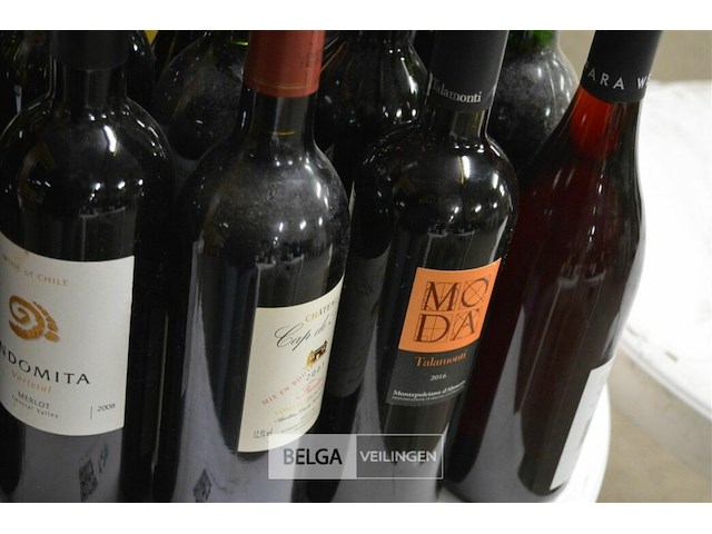 ±25 flessen diverse wijnsoorten - afbeelding 3 van  5