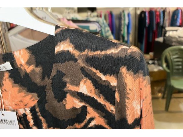 25 kleedjes, tops, blouses, broeken - afbeelding 3 van  15