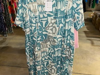 25 kleedjes, tops, blouses, broeken - afbeelding 13 van  15