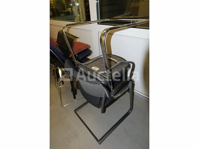 25 ongelijke stoelen - afbeelding 2 van  12