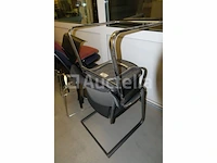 25 ongelijke stoelen - afbeelding 2 van  12