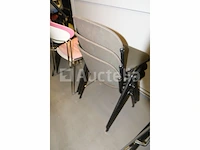 25 ongelijke stoelen - afbeelding 4 van  12