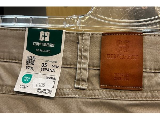 25 shorts - afbeelding 8 van  15