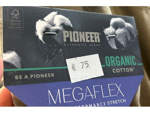 25 shorts - afbeelding 10 van  15