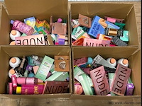 25 stuks cosmetica en verzorging - afbeelding 2 van  2
