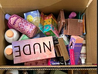 25 stuks cosmetica en verzorging - afbeelding 1 van  2