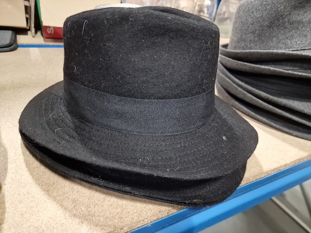 25-tal hoeden en petten - afbeelding 6 van  8