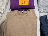 25-tal truien en pulls, t-shirts - afbeelding 5 van  6