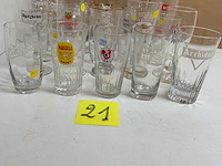 25 verschillende oude bierglazen