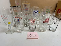 25 verschillende oude bierglazen - afbeelding 1 van  5