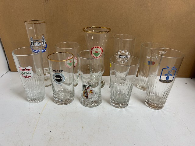 25 verschillende oude bierglazen - afbeelding 4 van  5