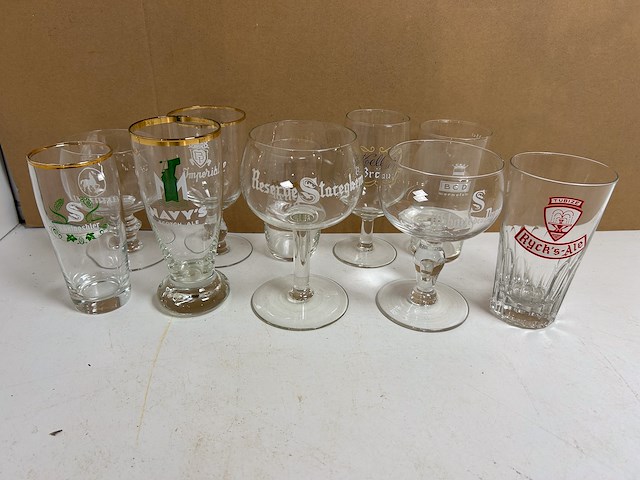 25 verschillende oude bierglazen - afbeelding 4 van  5