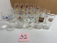 25 verschillende oude bierglazen - afbeelding 1 van  5