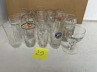 25 verschillende oude bierglazen