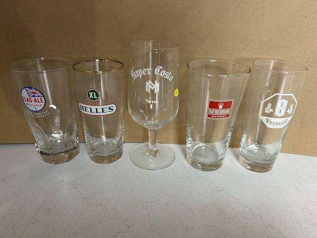 25 verschillende oude bierglazen - afbeelding 4 van  6