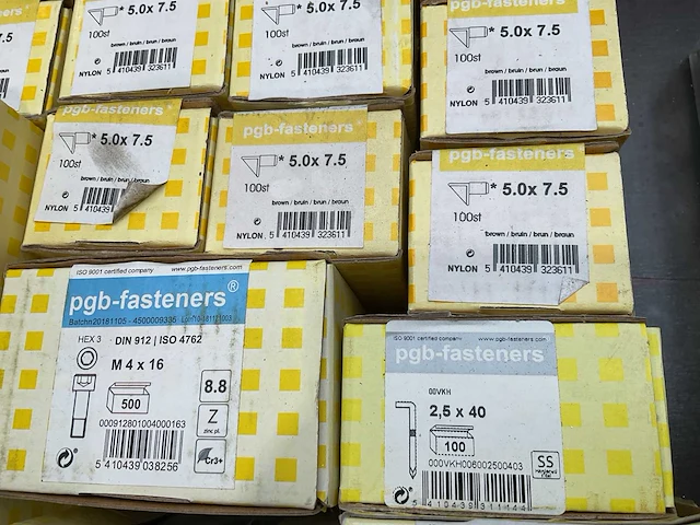 25 x dozen schroeven; nagels; plankdragers; moeren; schroefhaken - afbeelding 5 van  7