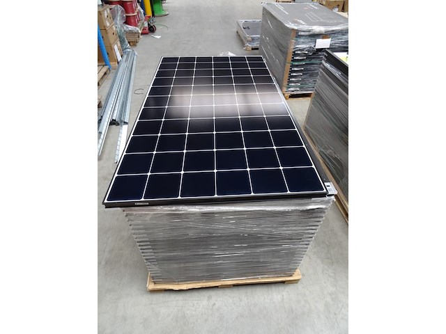 25 x zonnepaneel sunpower max6 435 ac (10.875 wp) - afbeelding 1 van  4