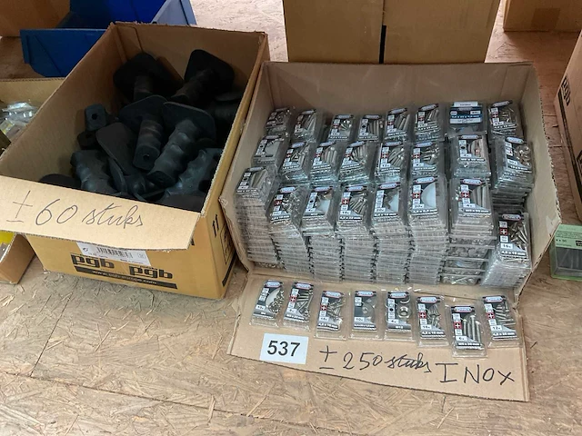 250 blisters inox bevestigingen - afbeelding 1 van  9