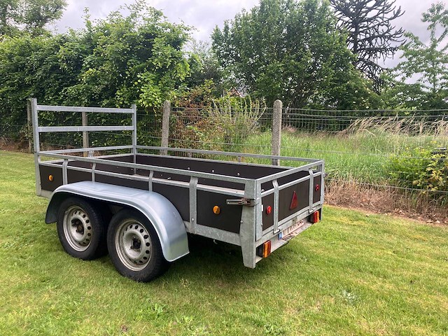 250 x 130 - bakwagen - dubbelasser - aanhangwagen - afbeelding 2 van  4