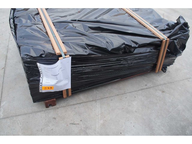 25,11 m² padouk gevelbekleding - afbeelding 4 van  5